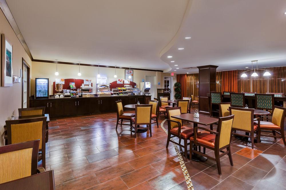 Holiday Inn Express And Suites Alpine By Ihg Экстерьер фото