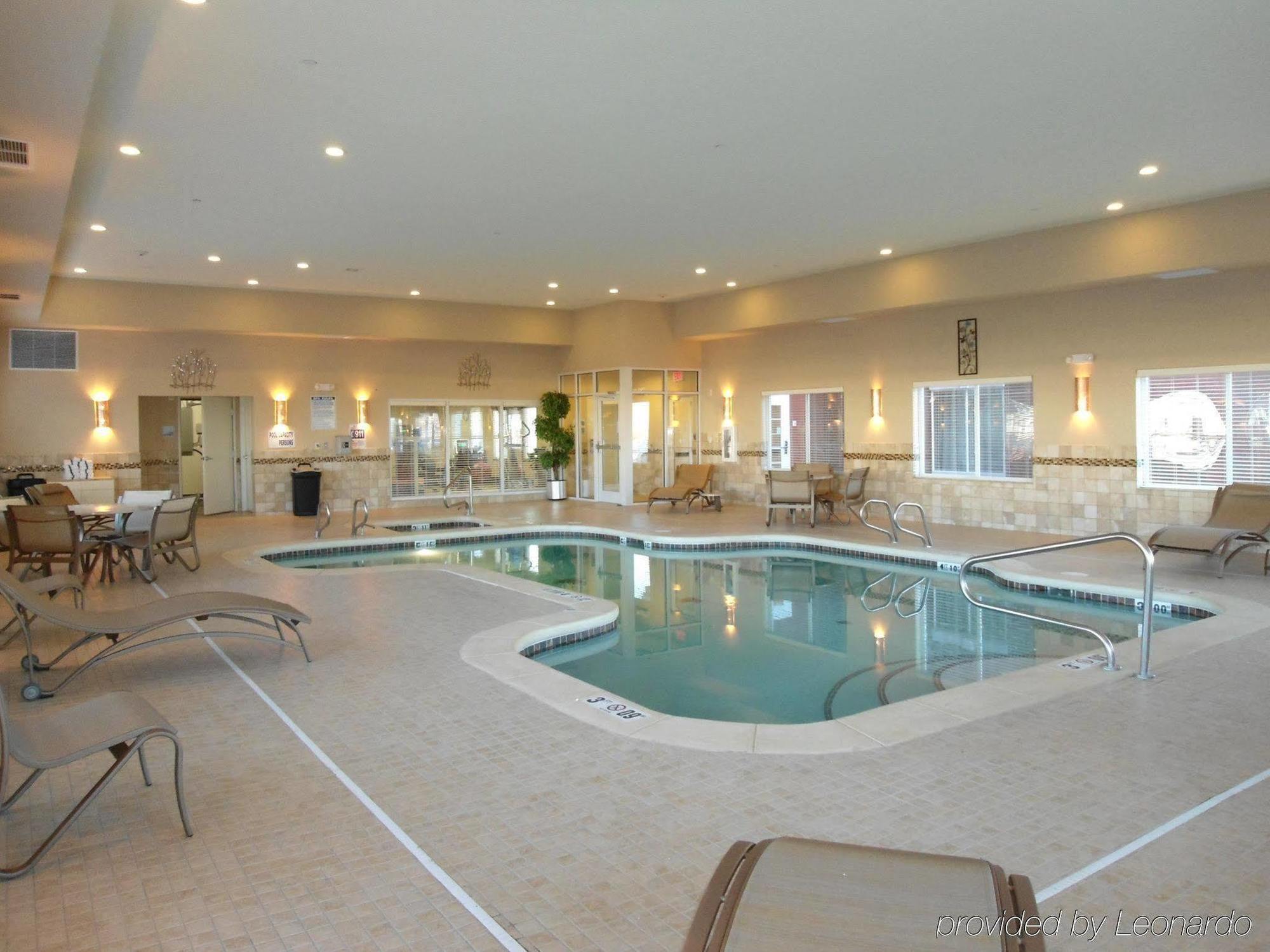 Holiday Inn Express And Suites Alpine By Ihg Экстерьер фото