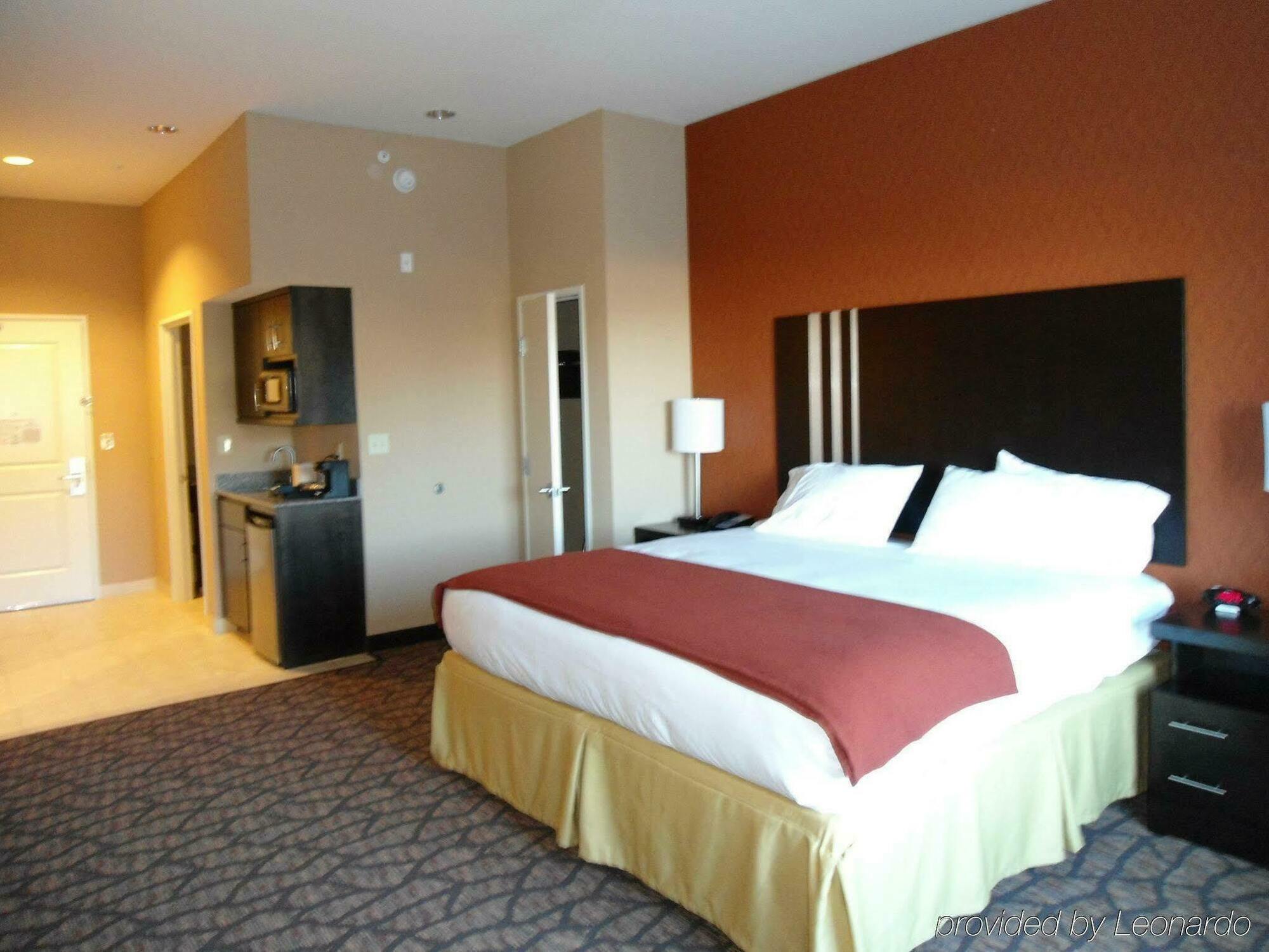 Holiday Inn Express And Suites Alpine, An Ihg Hotel Экстерьер фото